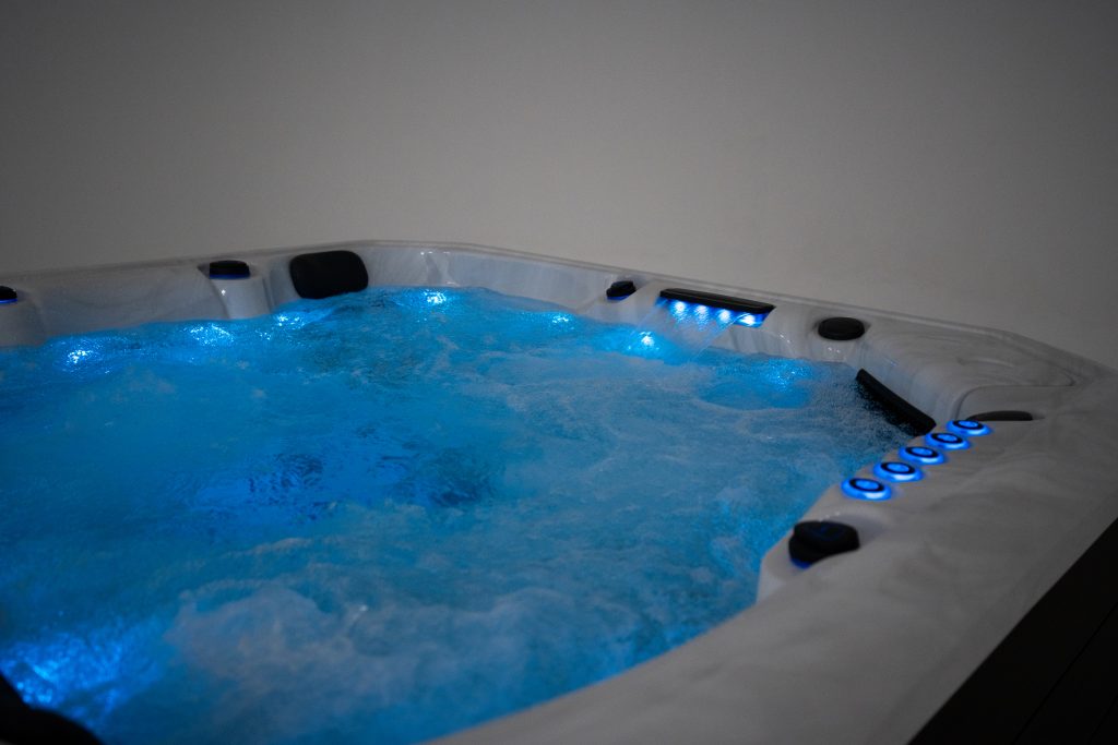 Platinum Spas - Barcelona - Lotus Pools